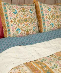 Natural Life Border Print Stitch Quilt