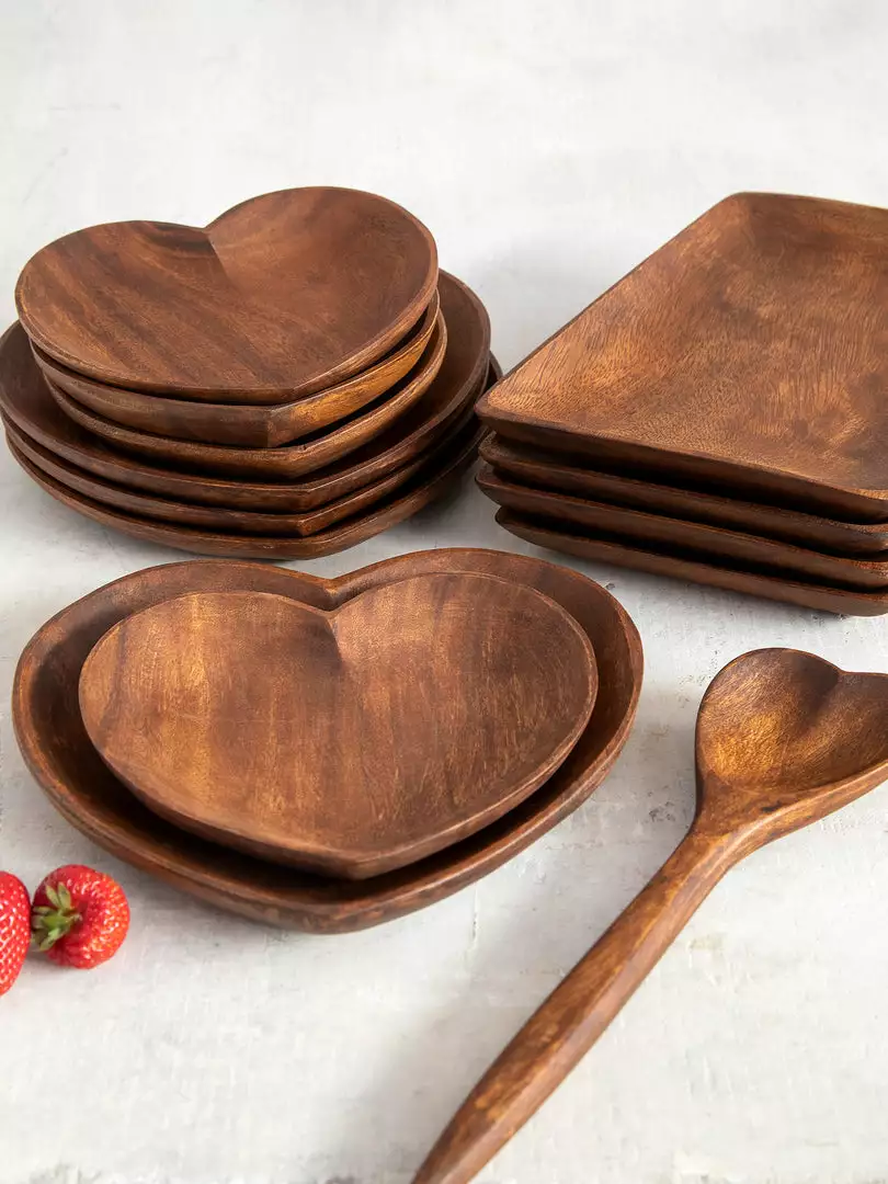 Natural Life Set Of 4 Wooden Plates 7 Natural Life Set Of 4 Wooden Plates