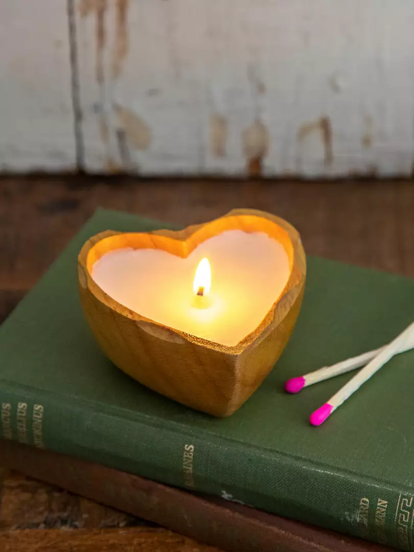 Natural Life Surprise Candle 3 Natural Life Surprise Candle