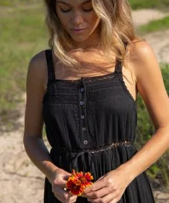 Natural Life Liliana Midi Dress NEW & TRENDING 8 Natural Life Liliana Midi Dress NEW & TRENDING