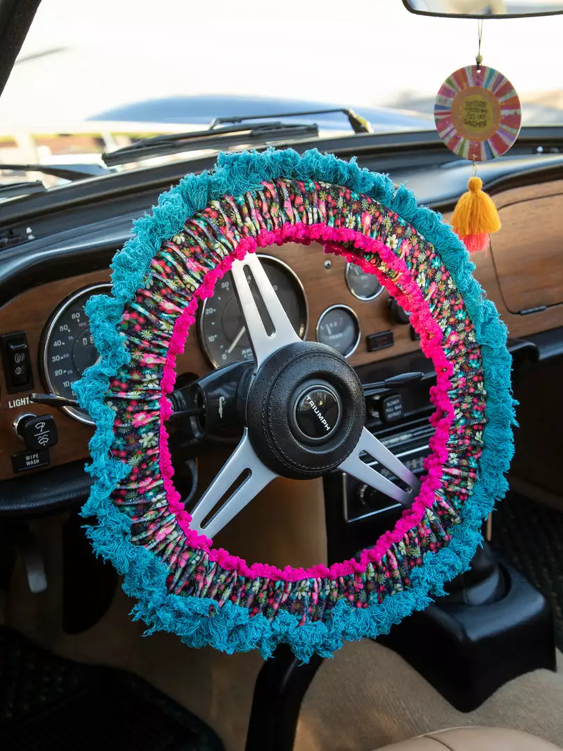 Natural Life Velvet Steering Wheel Cover CAR 8 Natural Life Velvet Steering Wheel Cover CAR