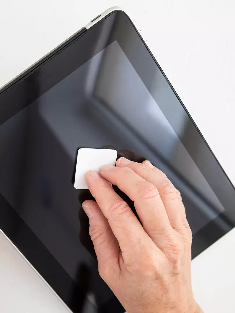 Natural Life Stick-On Screen Cleaner Set NEW & TRENDING 8 Natural Life Stick-On Screen Cleaner Set NEW & TRENDING