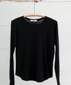 Natural Life The Long Sleeve Weekend Tee CLOTHES