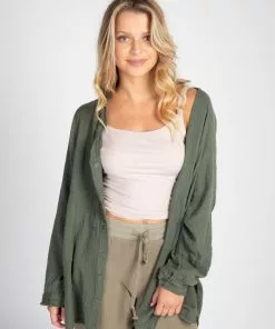Natural Life NEW & TRENDING Laid Back Button Down