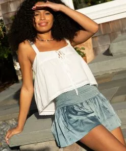 Natural Life NEW & TRENDING Cara Top