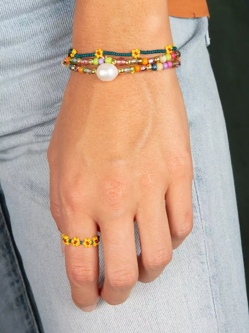 Natural Life Beaded Daisy Ring 10 Natural Life Beaded Daisy Ring